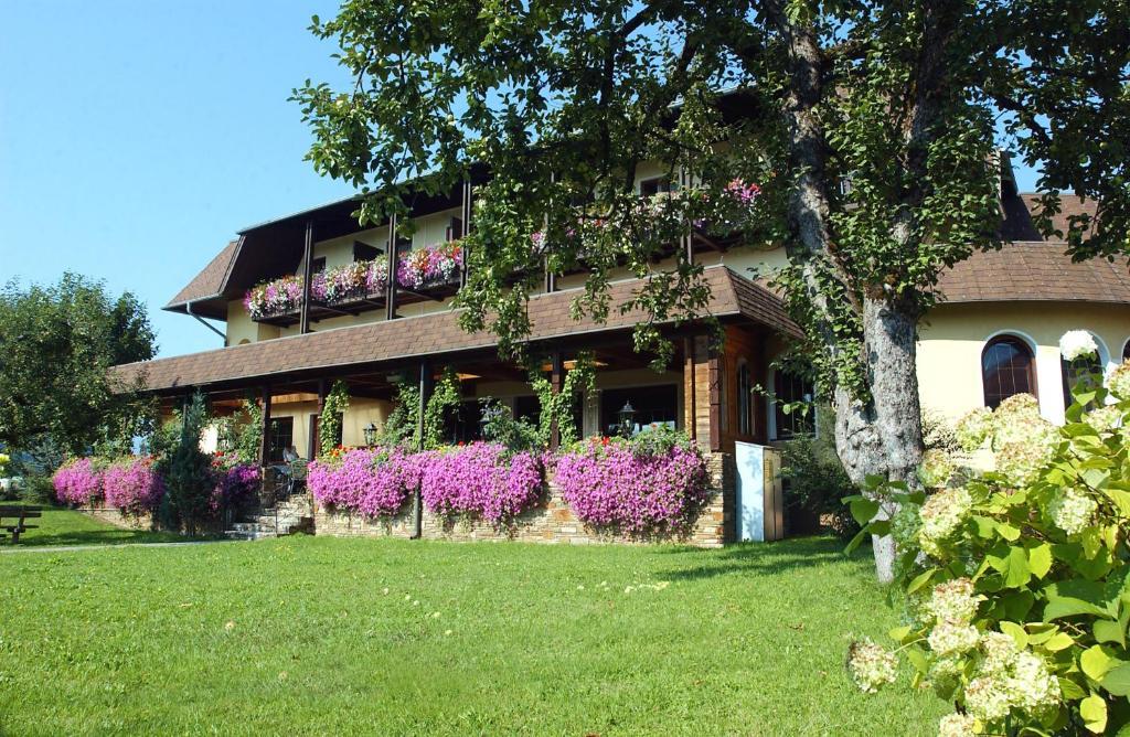 Hotel Marko Sankt Kanzian am Klopeiner See Exterior photo